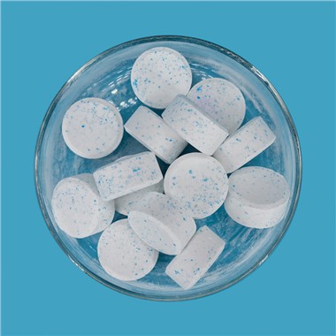 Chemická úprava vody v bazénoch TCCA